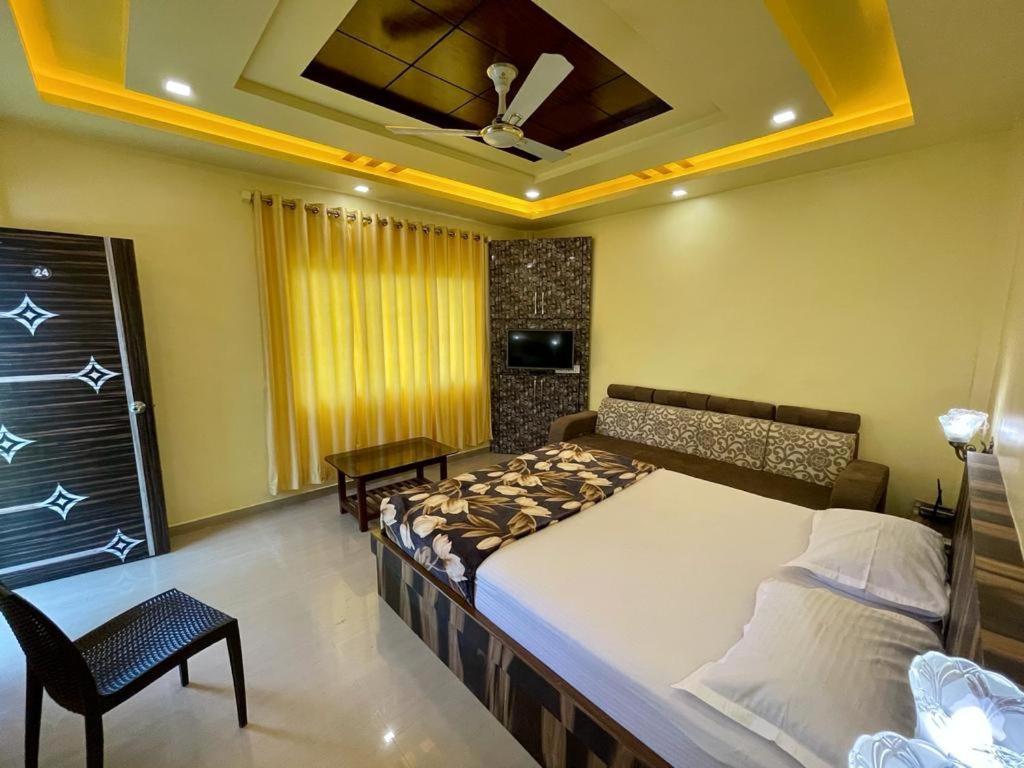 Hotel Saptarang Residency Panhāla Exterior photo