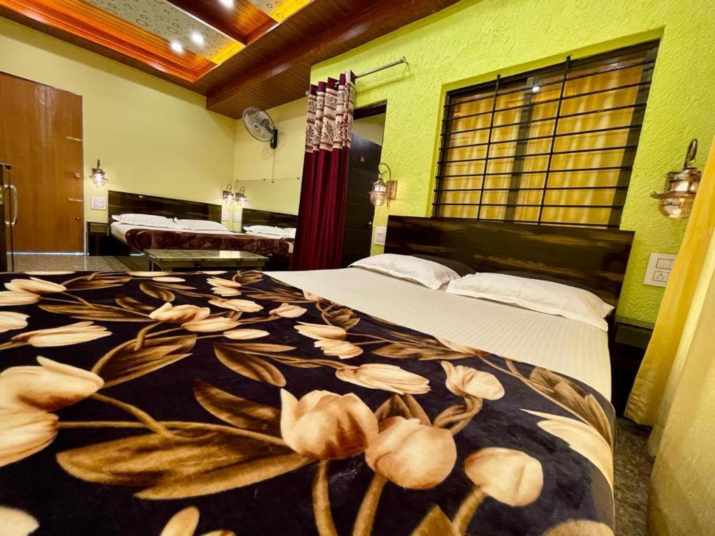 Hotel Saptarang Residency Panhāla Exterior photo