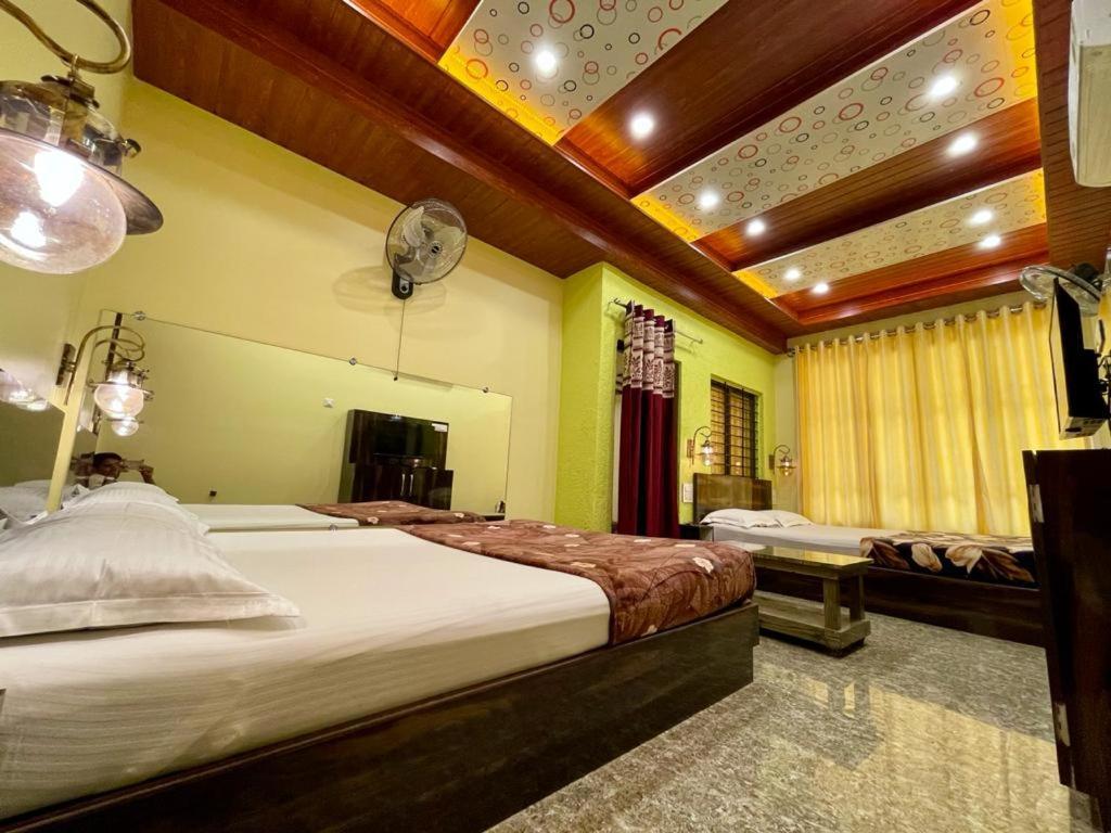 Hotel Saptarang Residency Panhāla Exterior photo