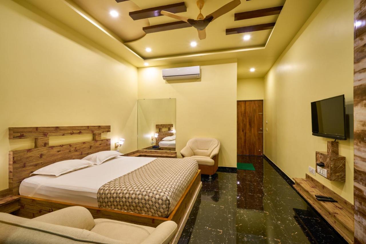 Hotel Saptarang Residency Panhāla Exterior photo