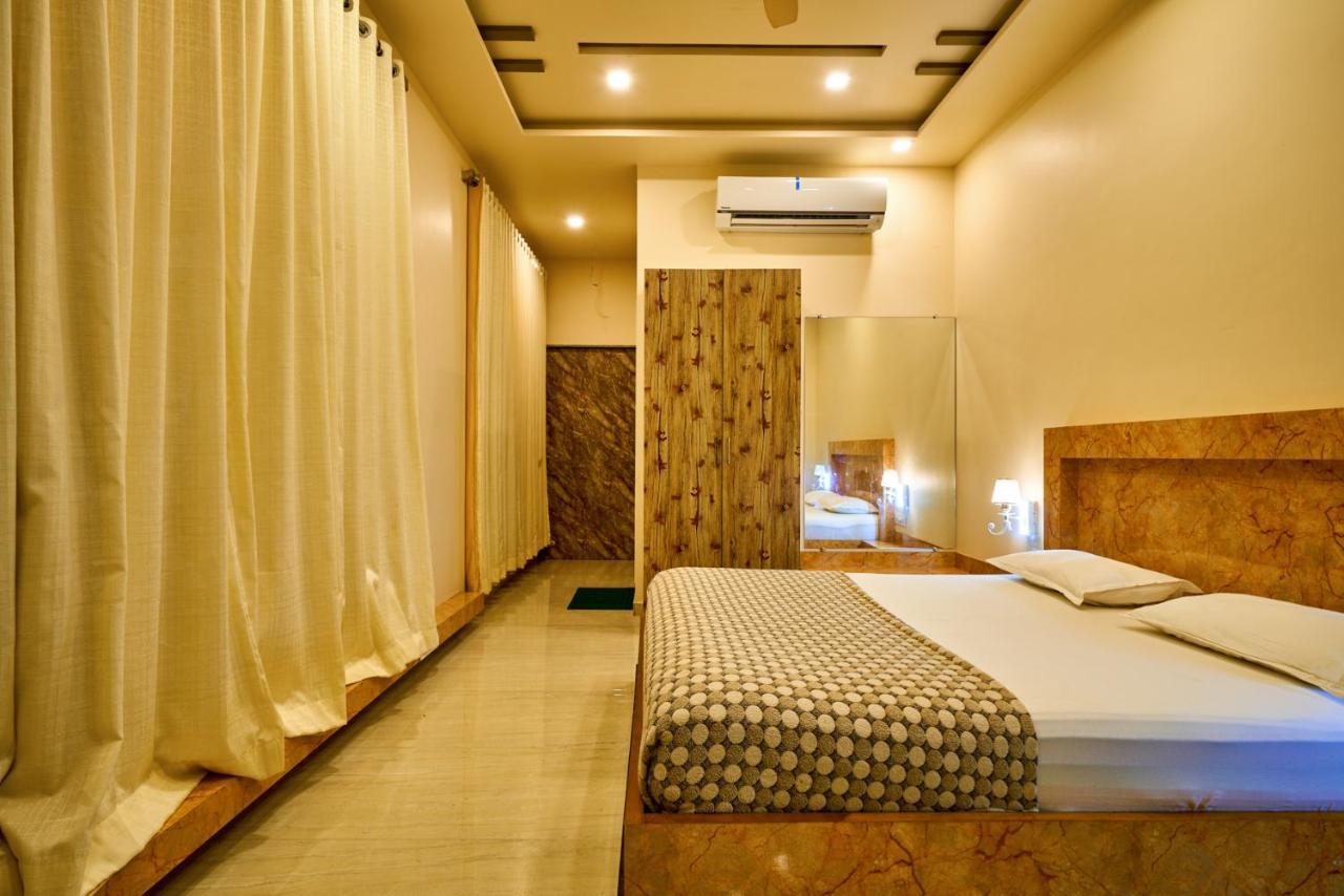 Hotel Saptarang Residency Panhāla Exterior photo