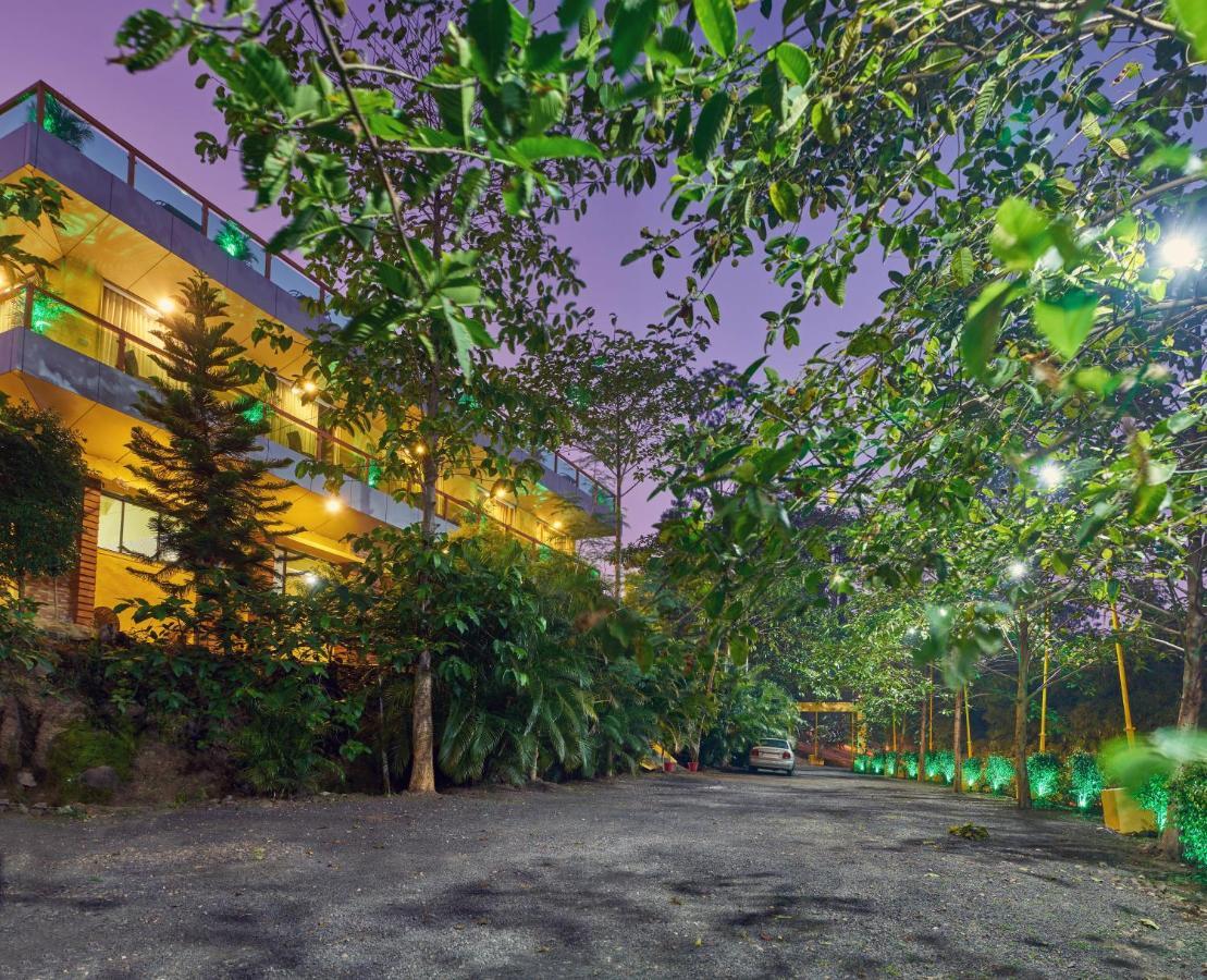 Hotel Saptarang Residency Panhāla Exterior photo